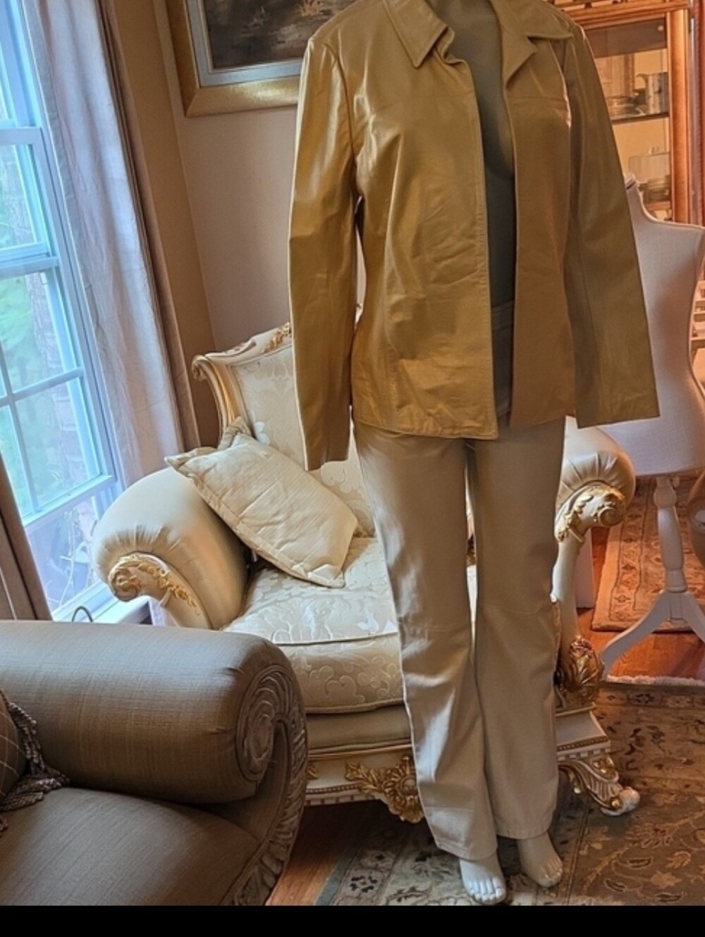 Womens Tan Leather Jacket -And Pants. Top DKNY. PANTS BCBG.